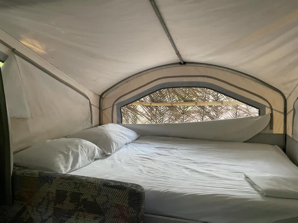 Отель Mal Pais Surf Camp Playa Santa Teresa  Экстерьер фото