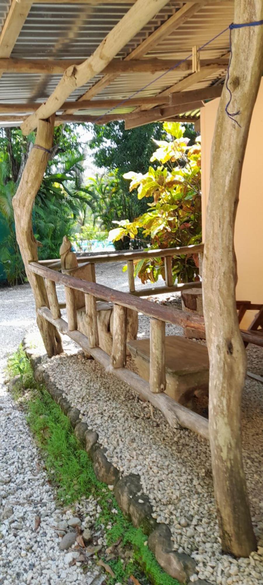Отель Mal Pais Surf Camp Playa Santa Teresa  Экстерьер фото